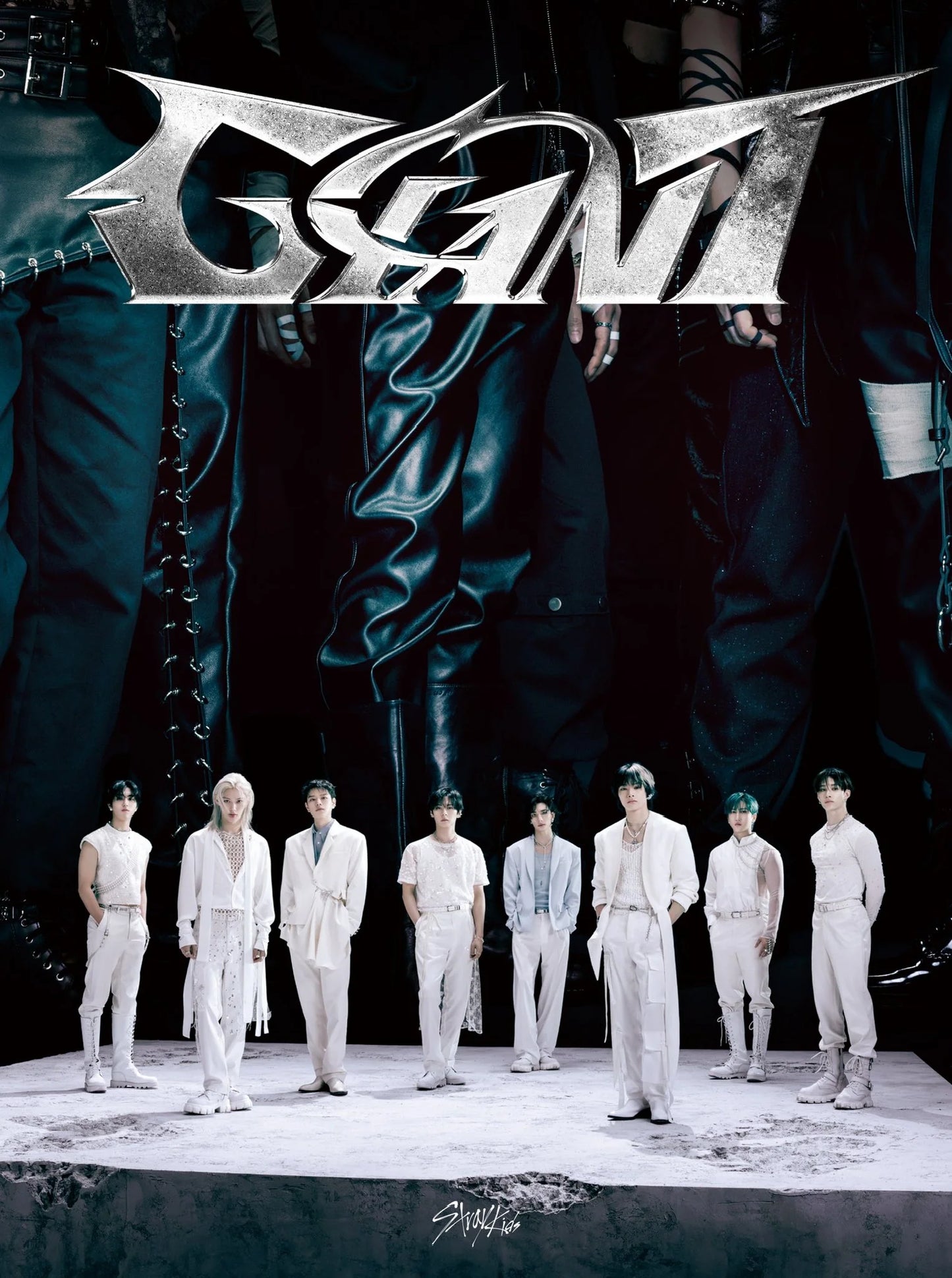 Stray Kids 2nd Japanese Album - GIANT (Limited B)