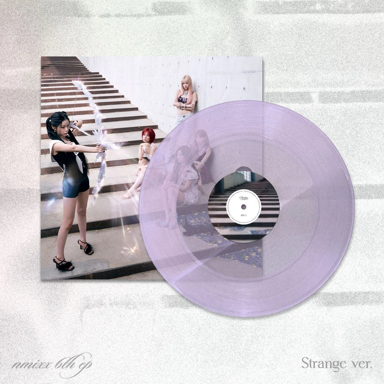 [PRE-ORDER] NMIXX 6th EP - Strange Muse (LP Version)