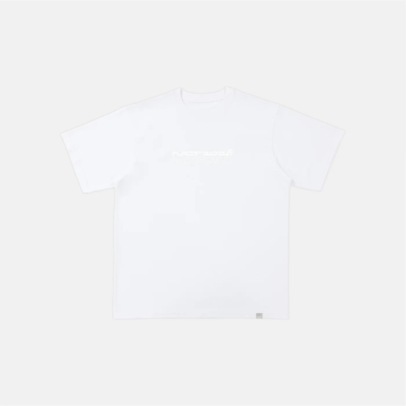 [PRE-ORDER] NEO GROUND T-Shirt [White Ver.] - 2026 NCT 10TH ANNIVERSARY [NCT 2026] POP UP : NEO GROUND