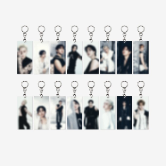 [PRE-ORDER] Secret Acrylic Keyring - Stray Kids World Tour 'RUN IT' MD