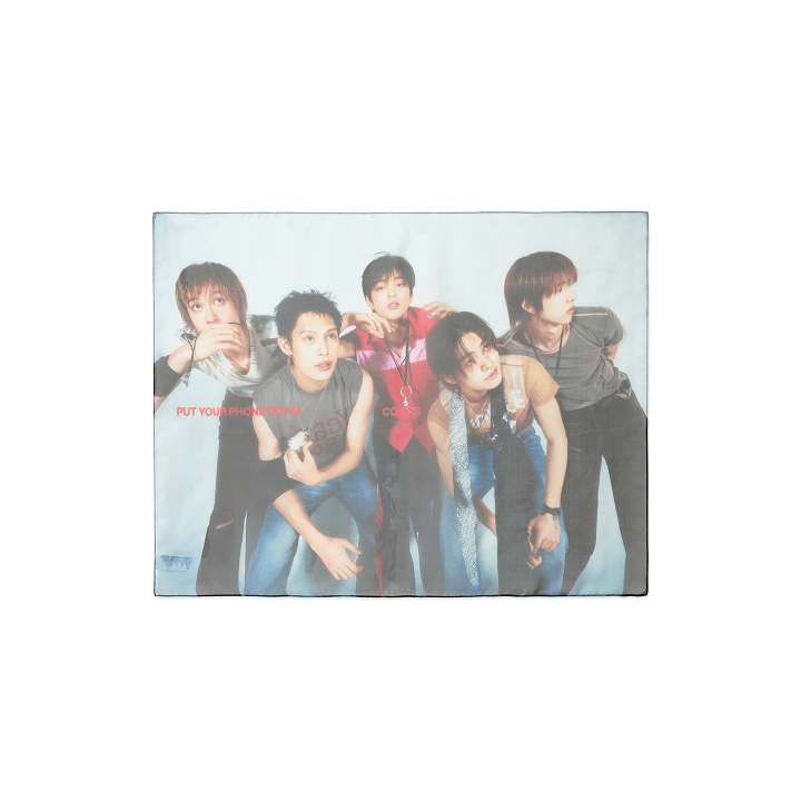 [PRE-ORDER] Photo Scarf - CORTIS 2026 Tour 'Put Your Phone Down' MD