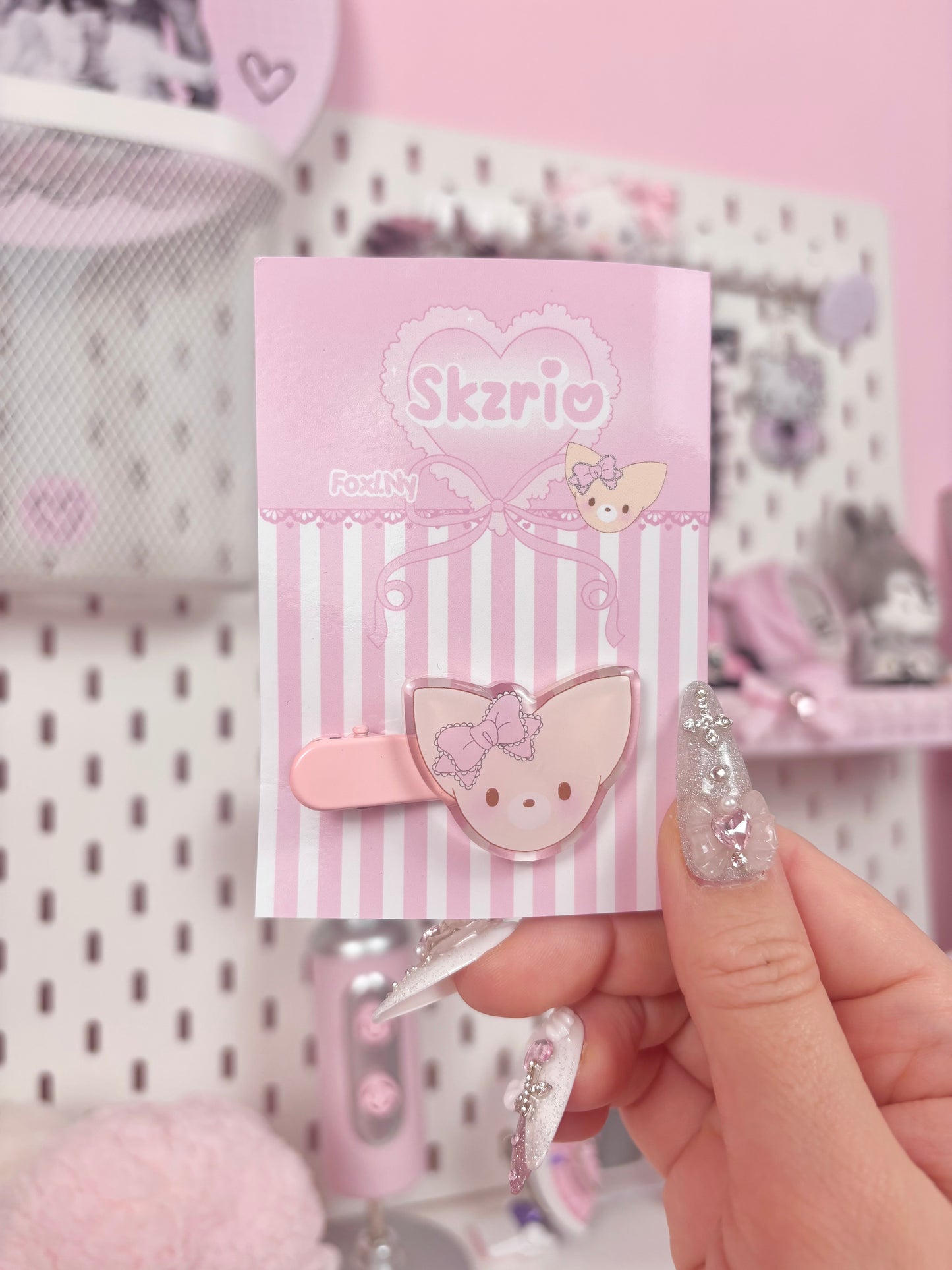 Skzrio Hairclips - blosskittyco