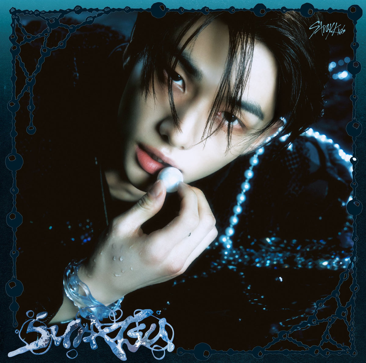[PRE-ORDER] Stray Kids 4th Japanese Mini Album - 『SUIATSU』 (Member Ver.)