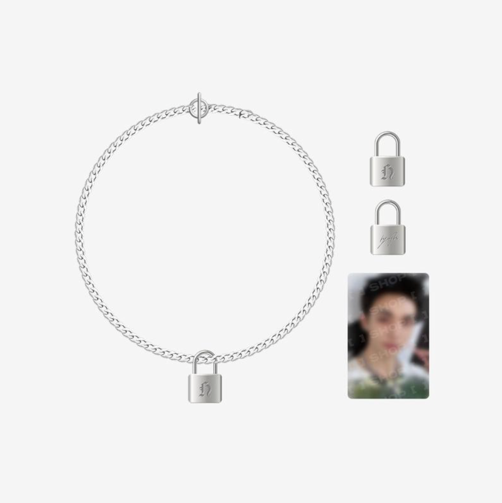 [RESTOCK] Necklace BY HYUNJIN - Stray Kids DominATE CelebrATE Pop-up Store MD