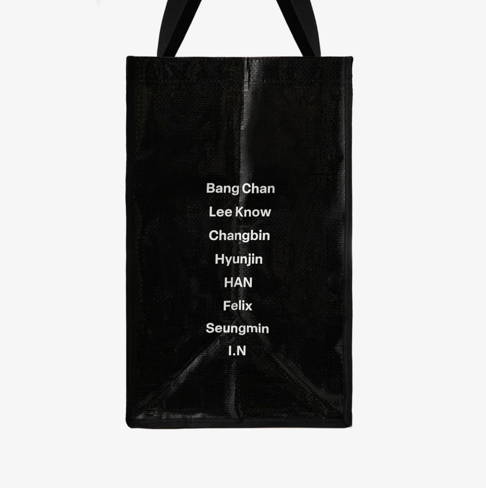 [PRE-ORDER] Shopping Bag - Stray Kids World Tour 'RUN IT' Japan MD