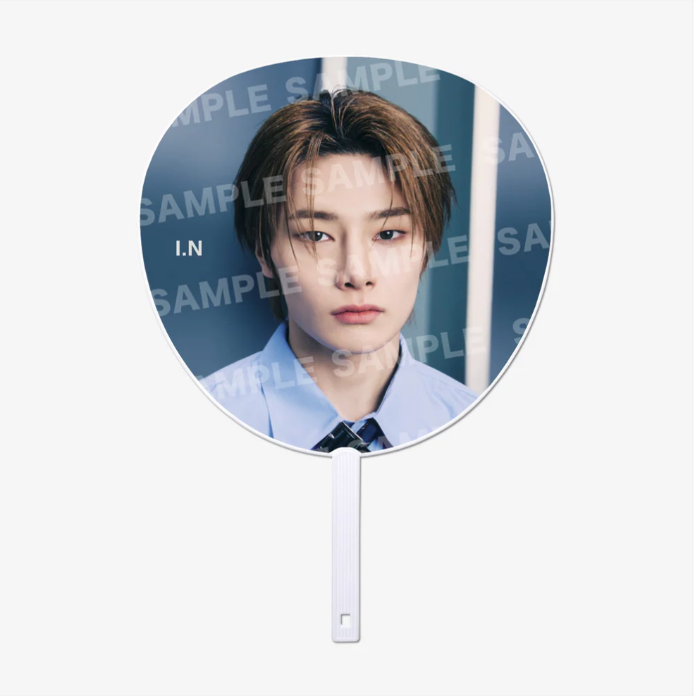[PRE-ORDER] Image Picket - Stray Kids World Tour 'RUN IT' Japan MD