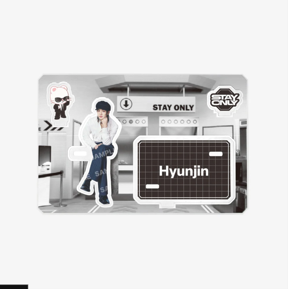 [PRE-ORDER] Acrylic Stand - Stray Kids World Tour 'RUN IT' Japan MD
