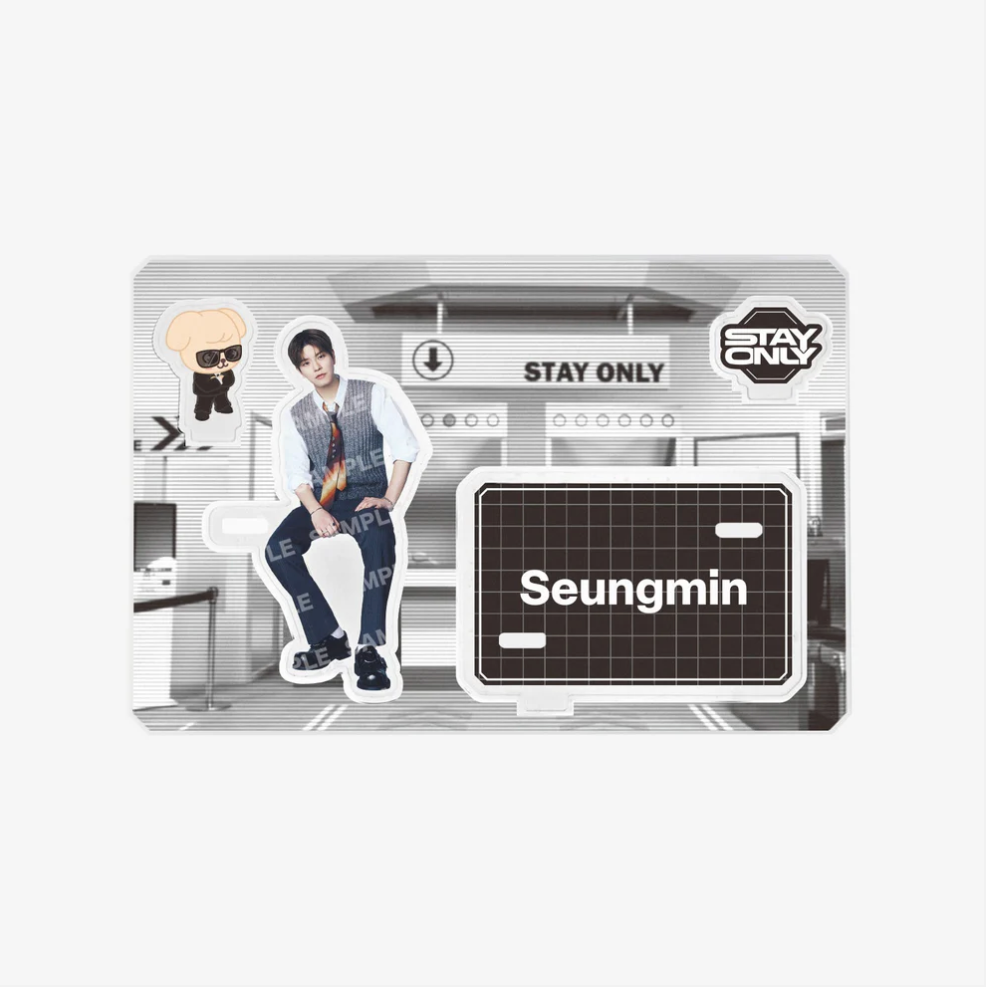 [PRE-ORDER] Acrylic Stand - Stray Kids World Tour 'RUN IT' Japan MD