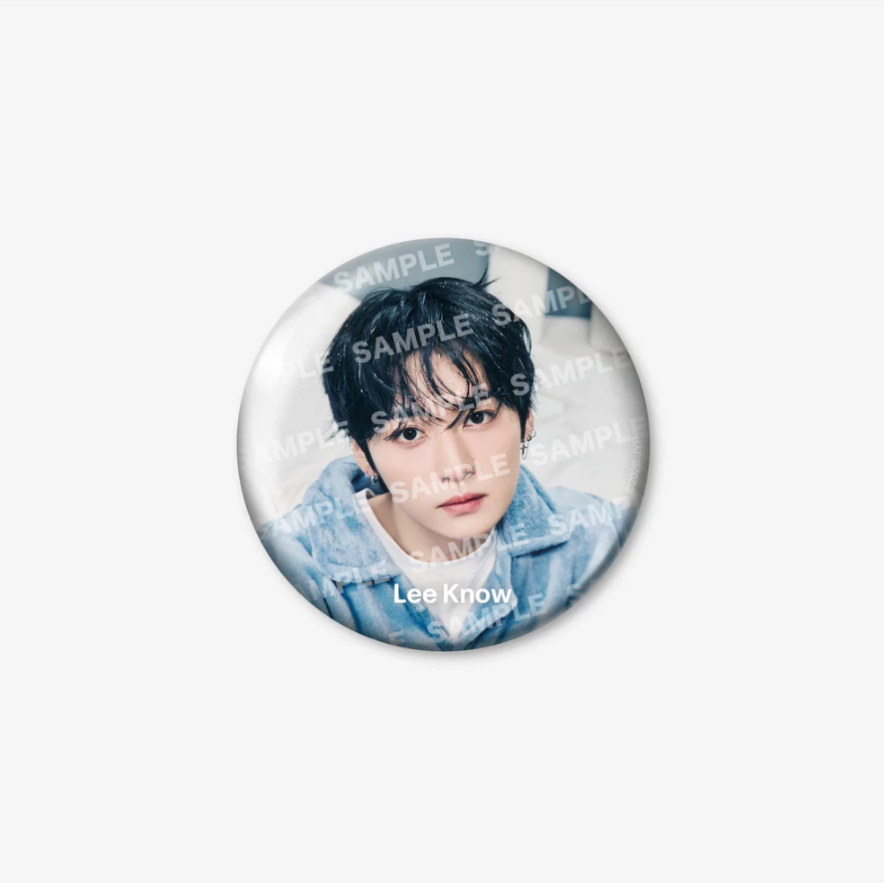 [PRE-ORDER] Photo Badge - Stray Kids World Tour 'RUN IT' Japan MD