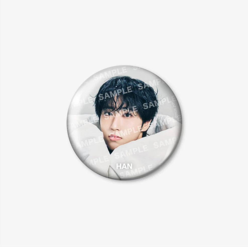 [PRE-ORDER] Photo Badge - Stray Kids World Tour 'RUN IT' Japan MD