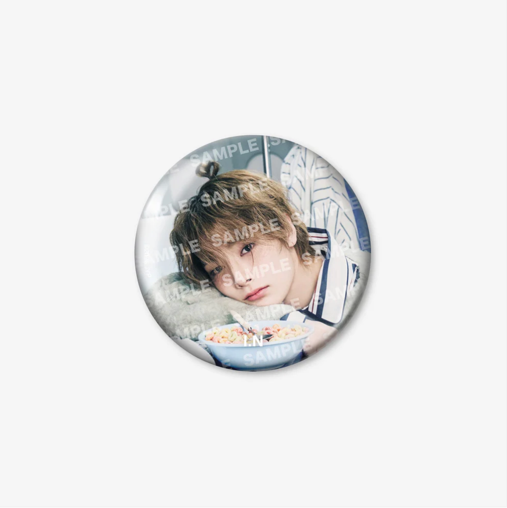 [PRE-ORDER] Photo Badge - Stray Kids World Tour 'RUN IT' Japan MD