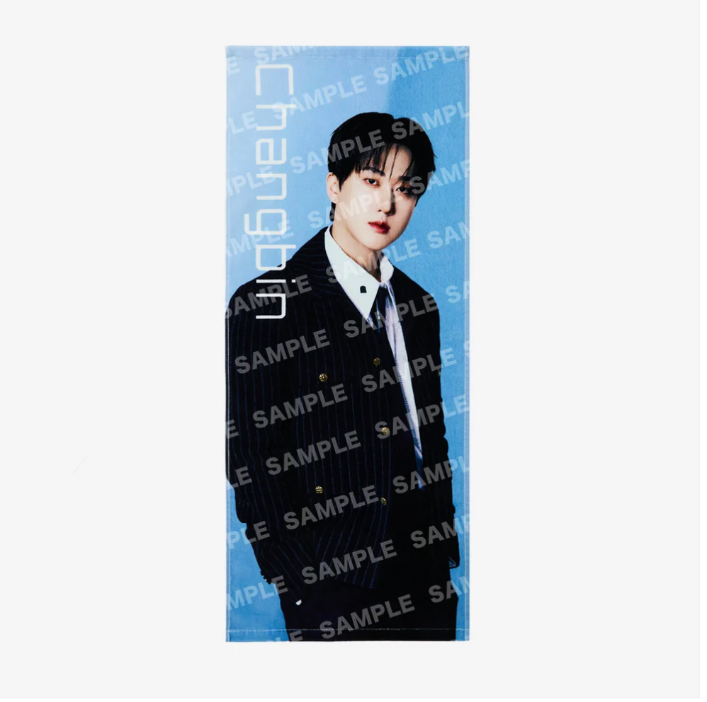 [PRE-ORDER] Photo Face Towel - Stray Kids World Tour 'RUN IT' Japan MD