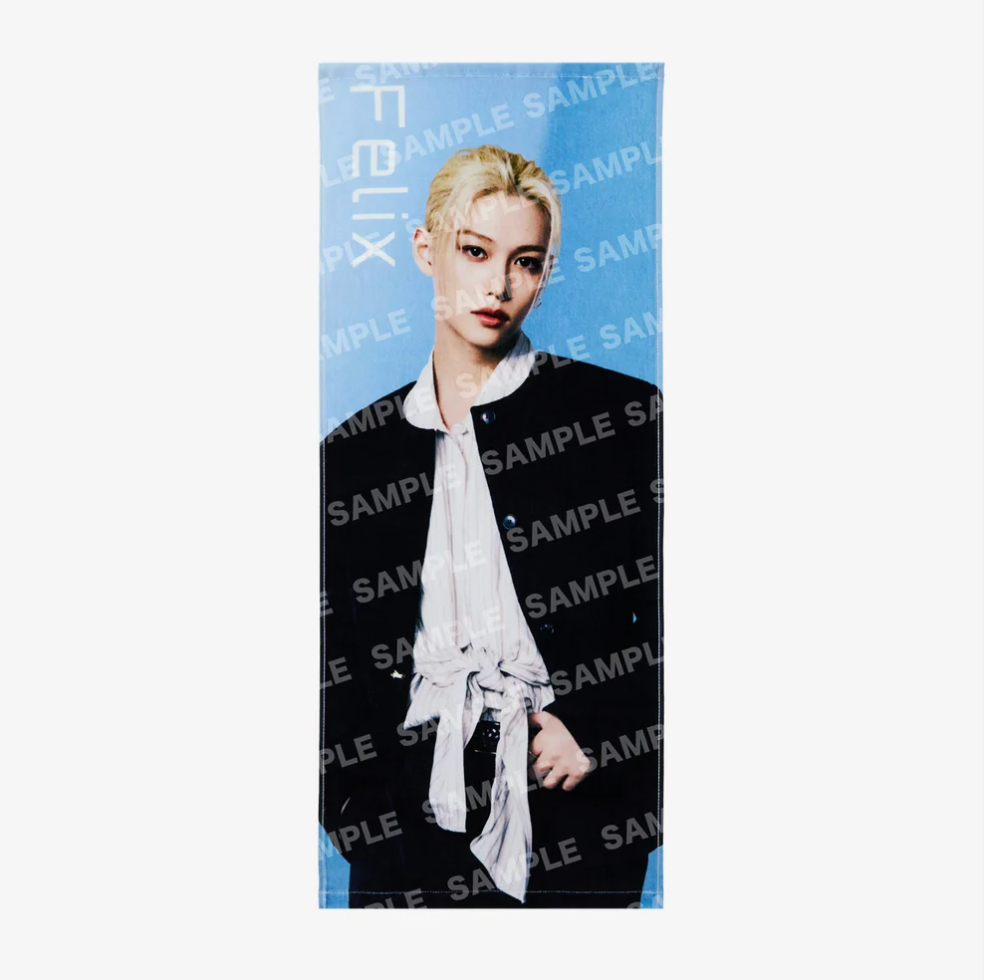 [PRE-ORDER] Photo Face Towel - Stray Kids World Tour 'RUN IT' Japan MD