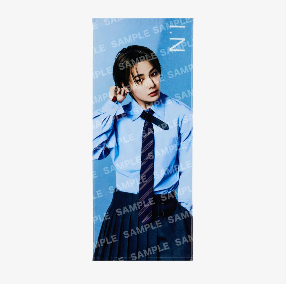 [PRE-ORDER] Photo Face Towel - Stray Kids World Tour 'RUN IT' Japan MD