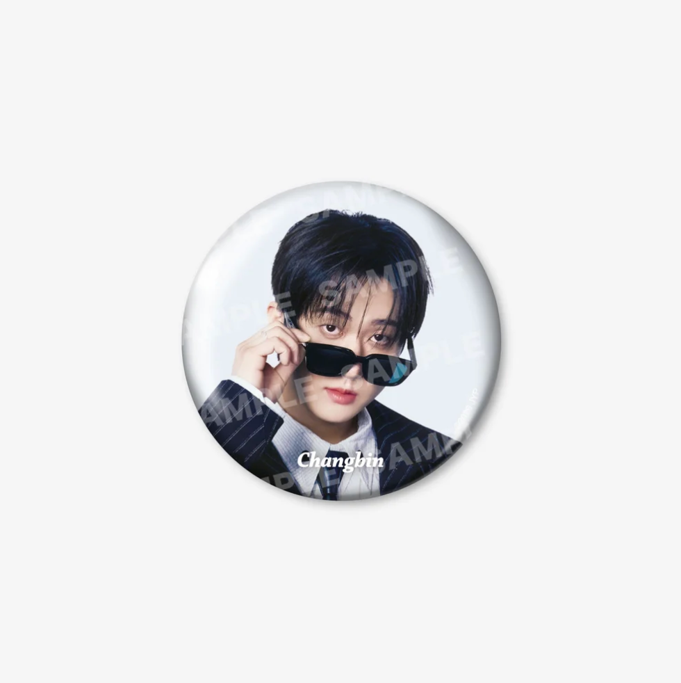 [PRE-ORDER] Photo Badge - Stray Kids World Tour 'RUN IT' 2nd Lineup Japan MD