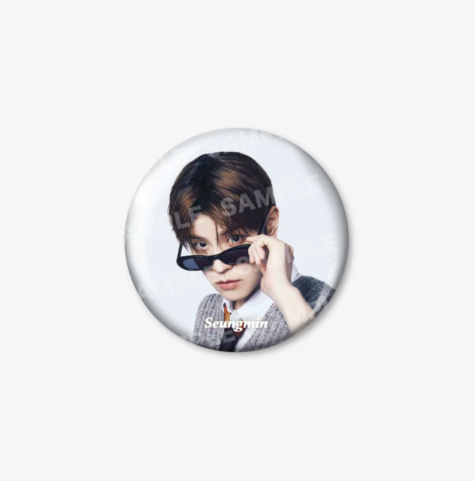 [PRE-ORDER] Photo Badge - Stray Kids World Tour 'RUN IT' 2nd Lineup Japan MD