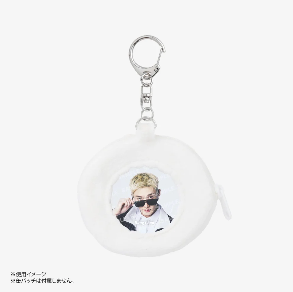 [PRE-ORDER] SKZOO X SANRIO CHARACTERS Button Badge Pouch - Stray Kids World Tour 'RUN IT' 2nd Lineup Japan MD
