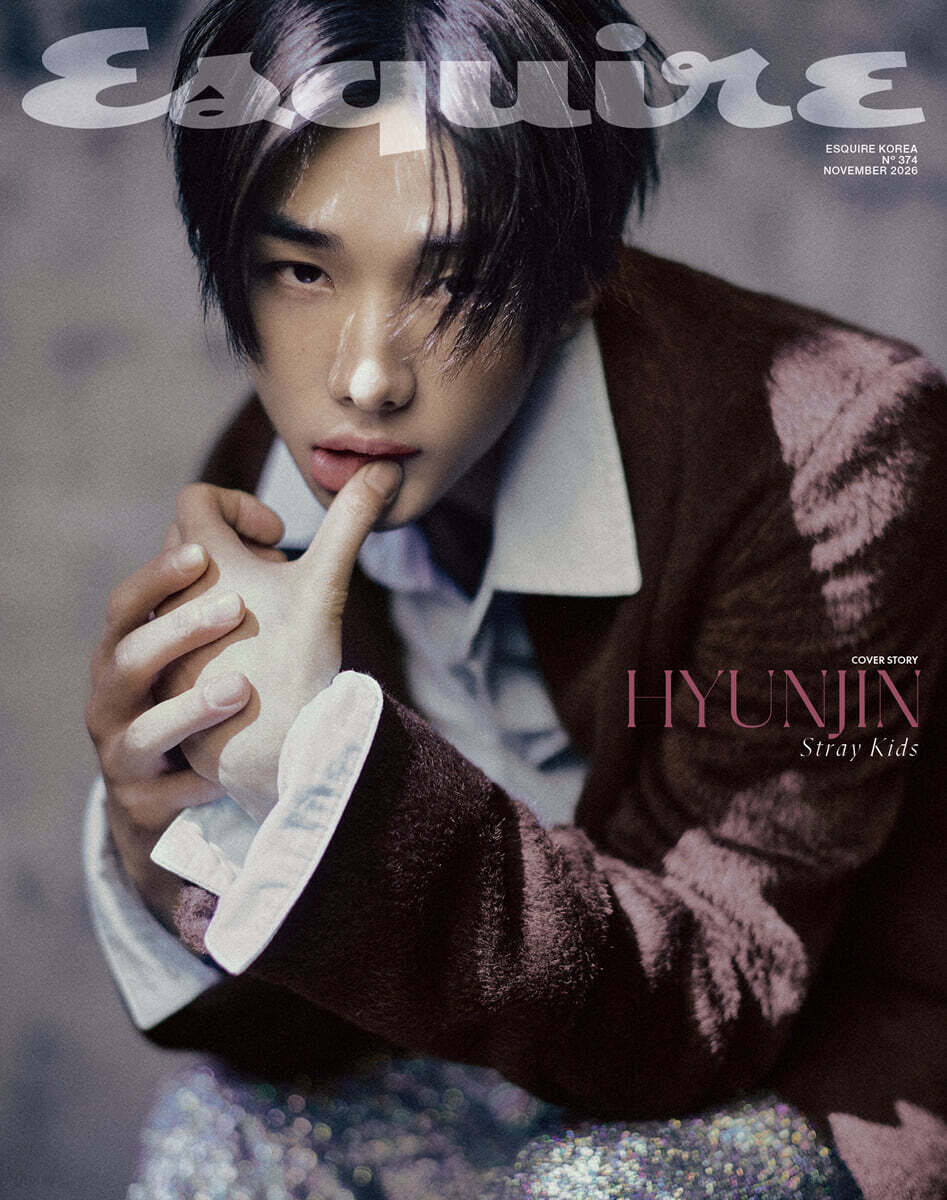 [PRE-ORDER] Stray Kids Hyunjin Esquired Korea Magazine - November 2026 Issue